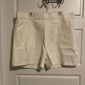 White Women's Shorts